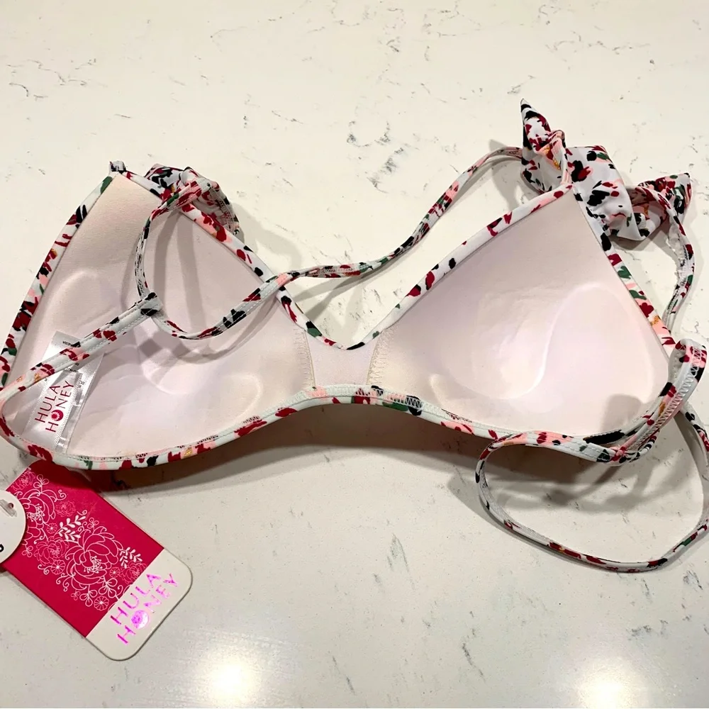 HULA HONEY Push-Up Bikini Top White Pink Large Ruffle Shoulder NWT